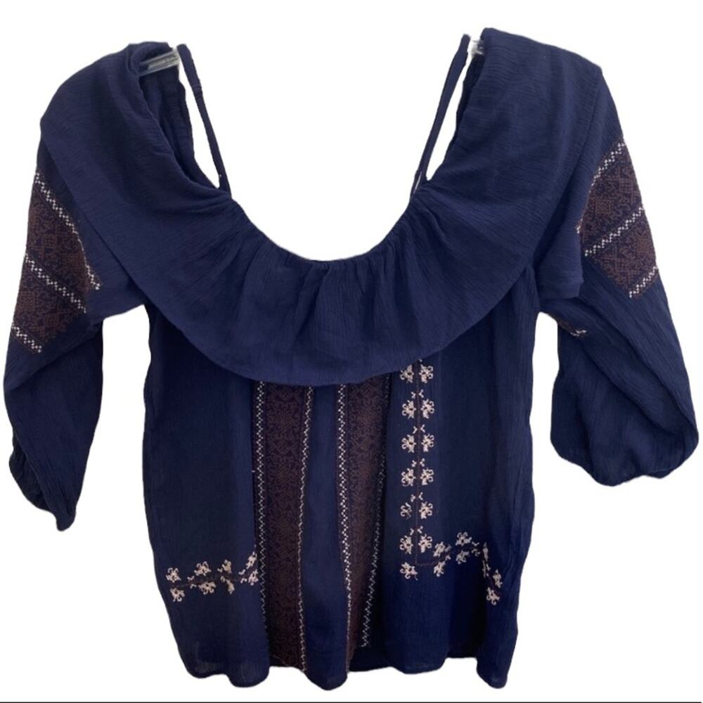 American Eagle Embroidered Navy Off-the-Shoulder Cold Shoulder Top NWT AE ! New!